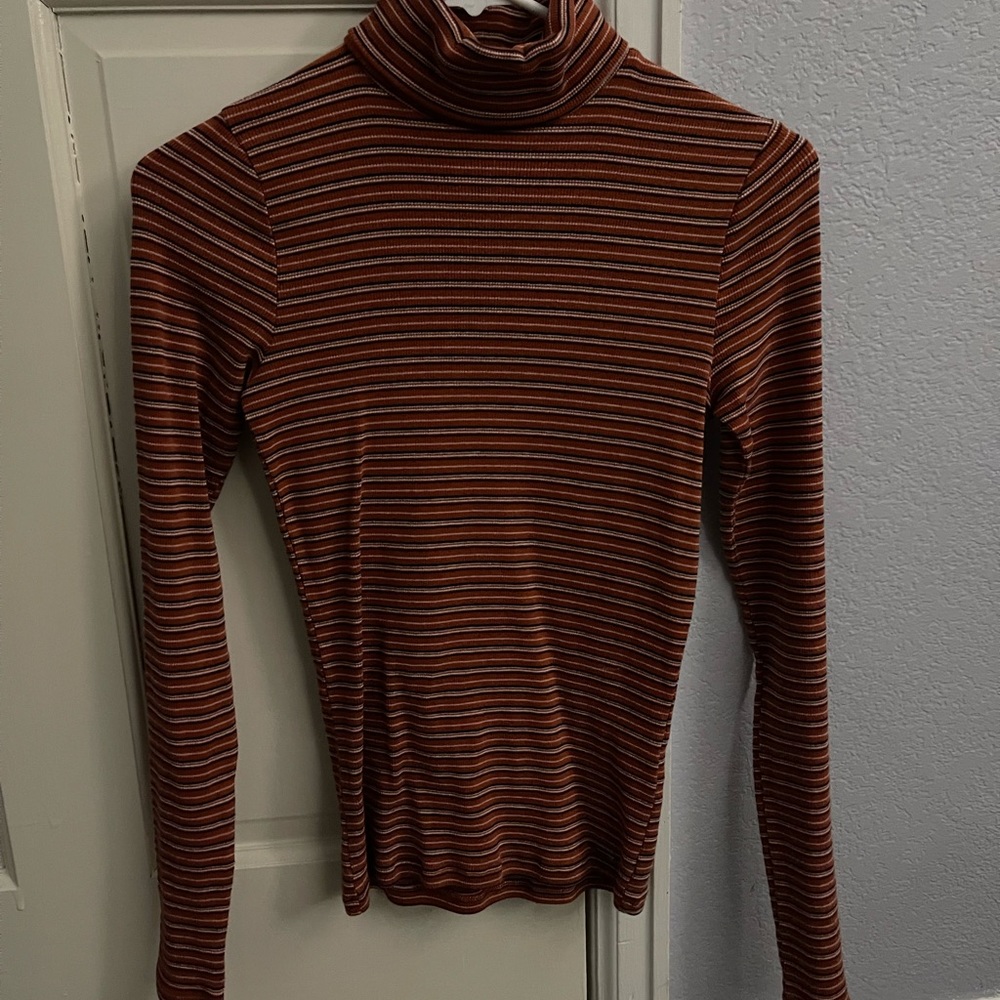 Striped Fitted Hollister Turtle Neck